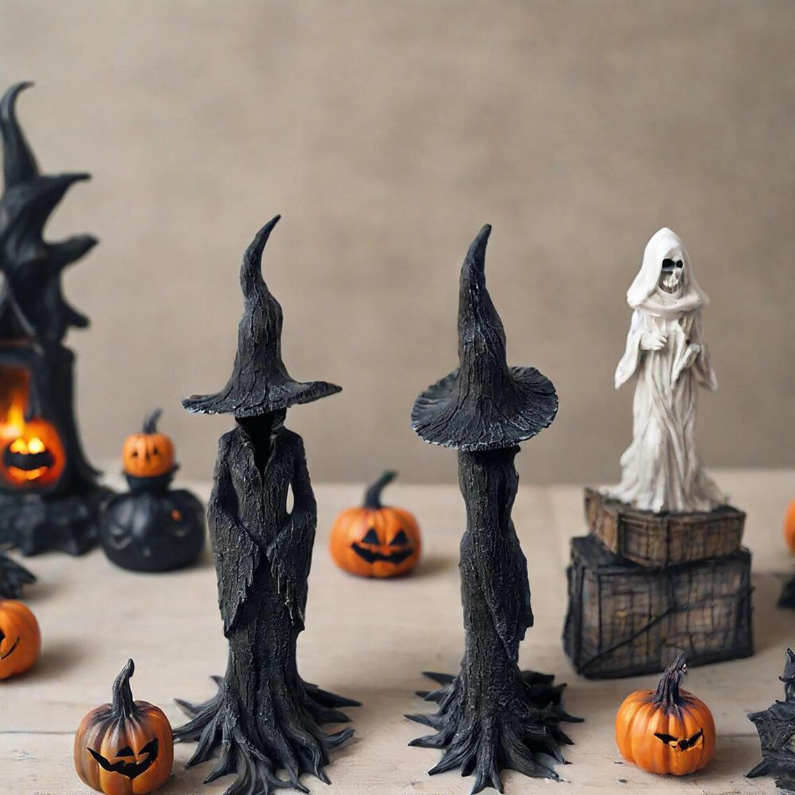 🔥🧙♀️💫Hand-Painted Enchanting Witch Statue